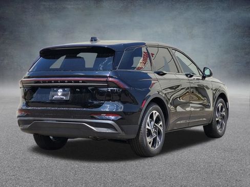 New 2026 Lincoln Nautilus Premier w/ Jet Appearance Package AWD/4WD image 7