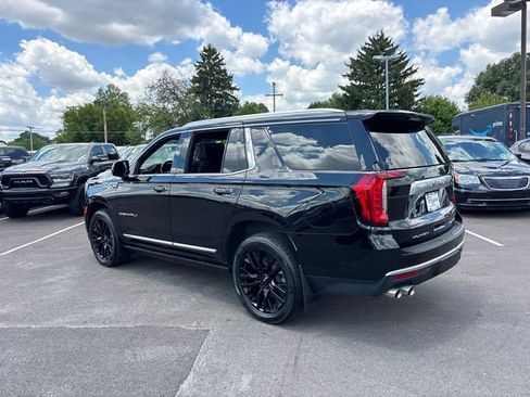 Used 2023 GMC Yukon Denali w/ Denali Reserve Package AWD/4WD image 4