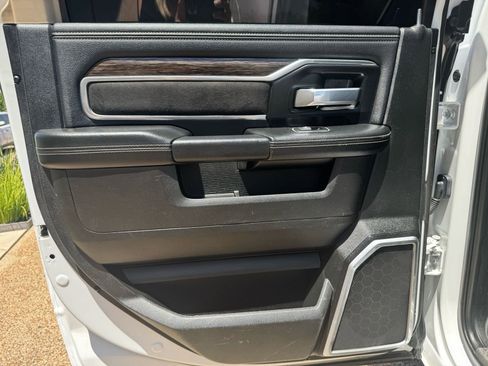 Used 2021 RAM 2500 Laramie image 31