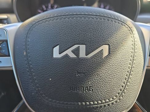Used 2022 Kia Telluride LX AWD/4WD image 5