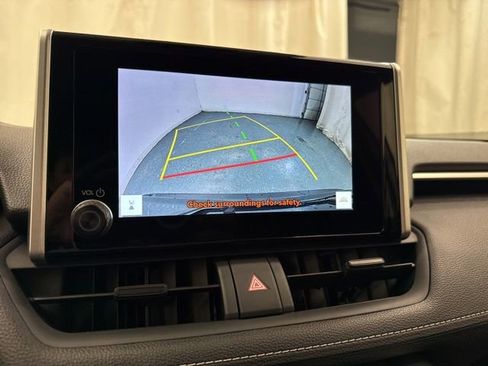 Used 2025 Toyota RAV4 LE AWD/4WD image 26