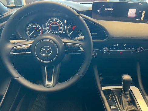 New 2026 MAZDA MAZDA3 Hatchback w/ Appearance Package AWD/4WD image 11