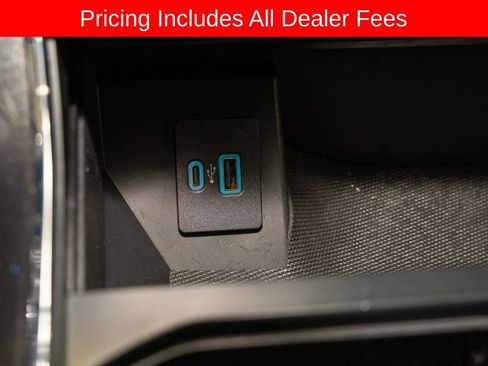 Used 2023 Ford F150 Lariat AWD/4WD image 16