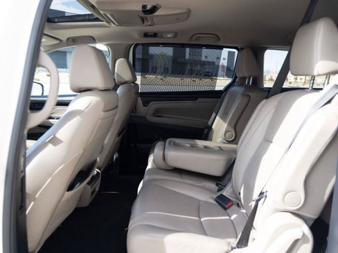 Used 2019 Honda Odyssey Elite image 5
