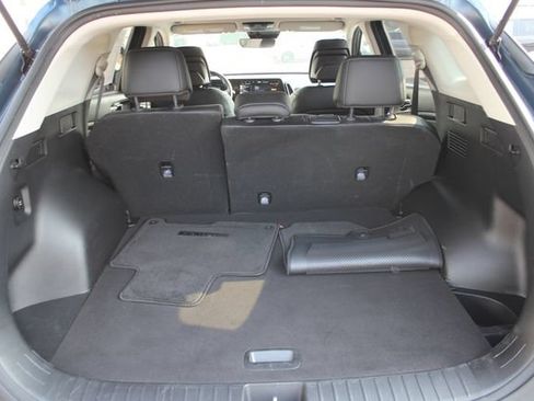 Used 2023 Kia Sportage EX AWD/4WD image 27