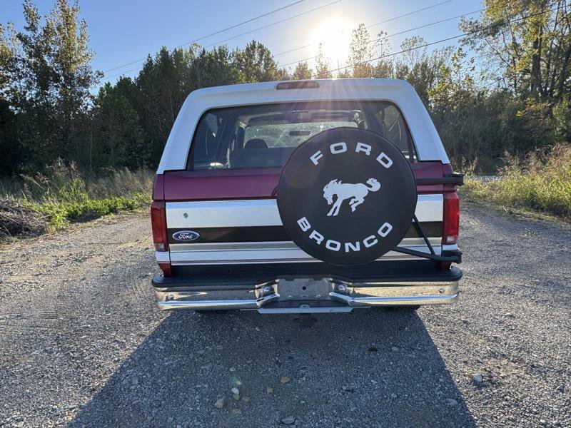 Used 1994 Ford Bronco XLT AWD/4WD image 6
