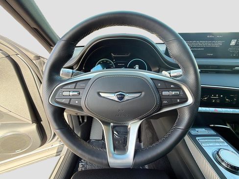 Used 2024 Genesis GV70 2.5T w/ Sport Prestige Package image 40