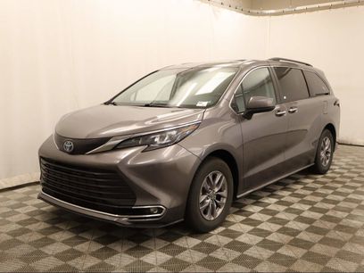 Used 2024 Toyota Sienna XLE