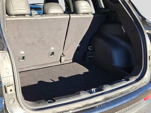 Used 2024 Jeep Compass Latitude image 23