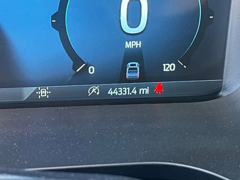 Used 2024 Ford F150 XLT image 27