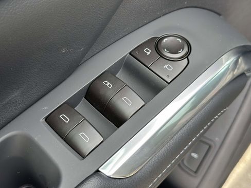 New 2026 Chevrolet Traverse LT w/ Midnight/Sport Edition FWD image 20