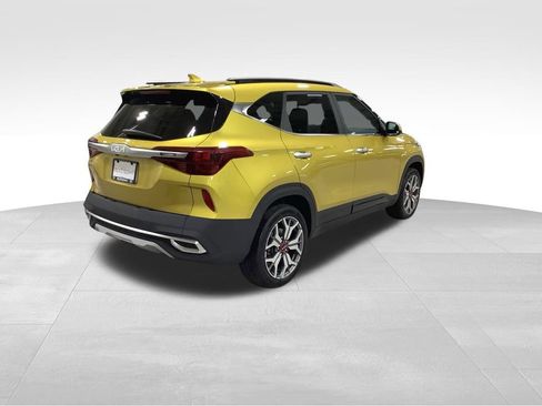 Used 2023 Kia Seltos SX w/ SX Sunroof Package image 8