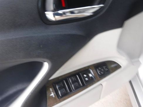 Used 2011 Lexus IS 250 w/ Premium Pkg Value Edition RWD image 37
