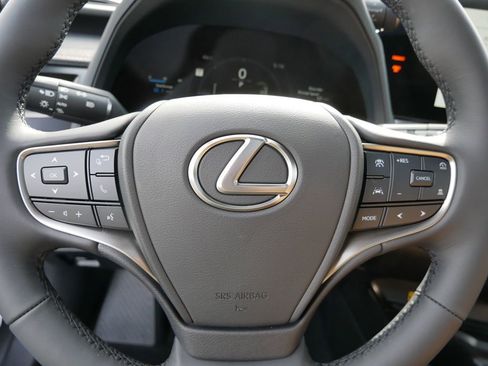 New 2026 Lexus UX 300h AWD image 19