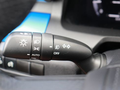Used 2025 Toyota Tacoma TRD Off-Road AWD/4WD image 22
