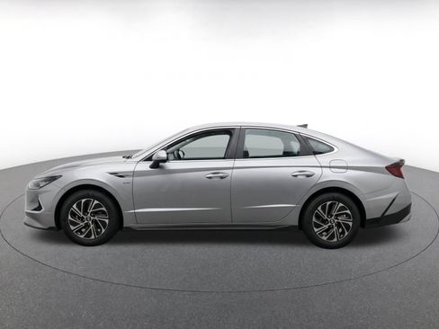 Used 2026 Hyundai Sonata Blue FWD image 5