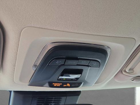 Used 2023 Toyota Corolla LE image 28