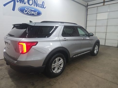 Used 2021 Ford Explorer XLT w/ Class III Trailer Tow Package image 10