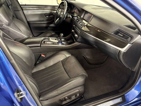 Used 2014 BMW M5 RWD image 19