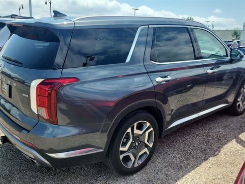 Used 2025 Hyundai Palisade Limited AWD/4WD image 4