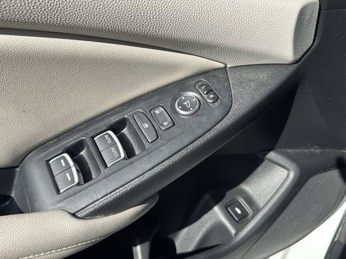 Used 2019 Honda Accord LX image 27