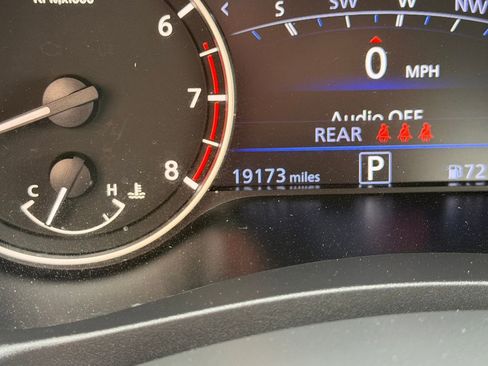 Used 2023 Nissan Altima 2.5 SL image 11