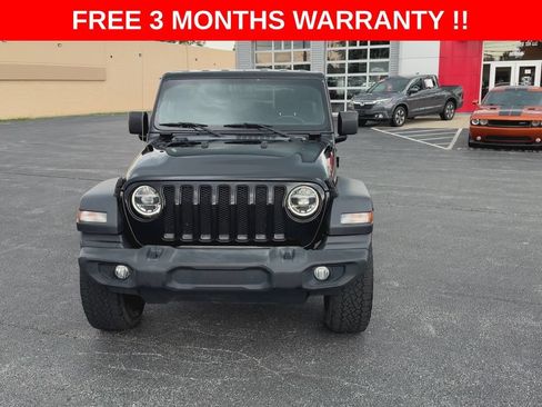 Used 2021 Jeep Wrangler Unlimited Sport AWD/4WD image 3
