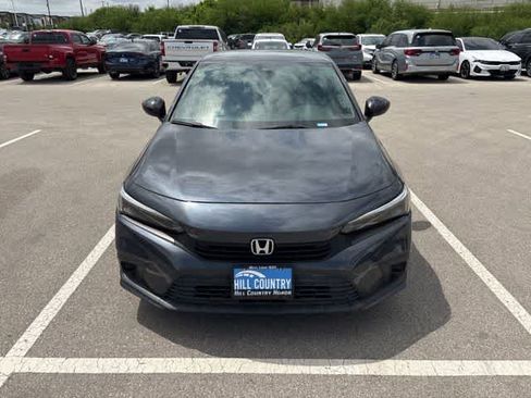 Used 2022 Honda Civic Sport image 8