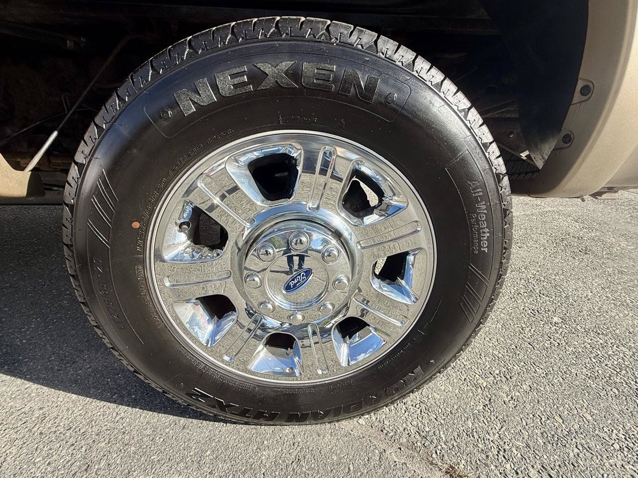 Used 2014 Ford F350 Lariat AWD/4WD image 11