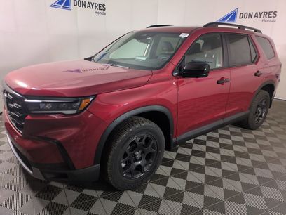 New 2025 Honda Pilot TrailSport