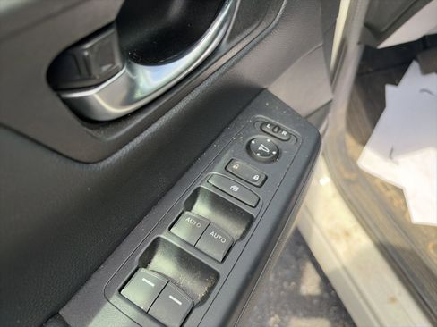 Certified 2024 Honda CR-V EX image 13