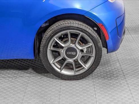 Used 2018 FIAT 500 Pop image 32