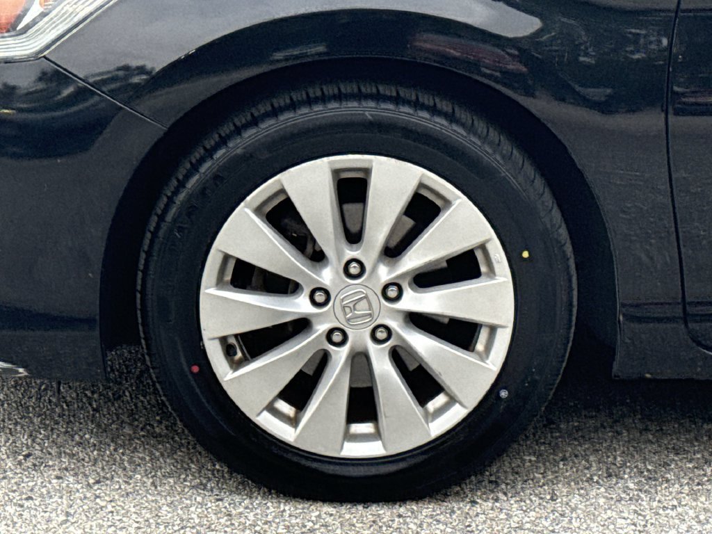 Used 2015 Honda Accord EX-L image 19