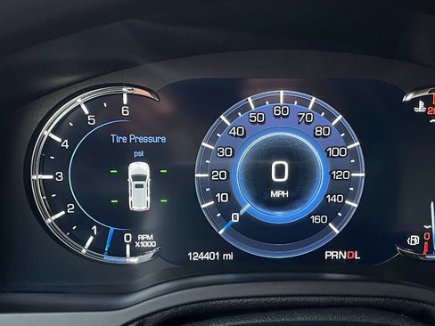 Used 2020 Cadillac Escalade ESV Premium Luxury image 12