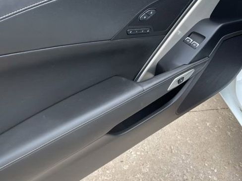 Used 2014 Chevrolet Corvette Stingray Convertible w/ 3LT Preferred Equipment Group RWD image 10