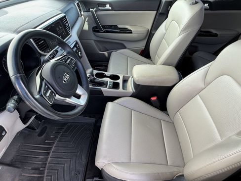 Used 2021 Kia Sportage EX FWD image 5