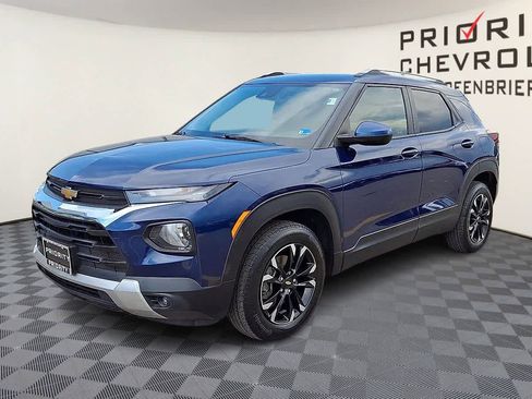Certified 2022 Chevrolet TrailBlazer LT w/ Convenience Package AWD/4WD image 4