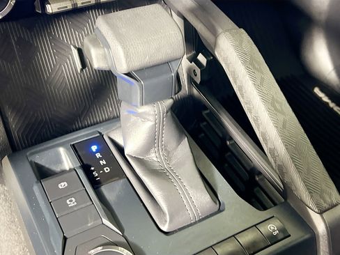 Used 2025 Toyota Tacoma SR5 image 25