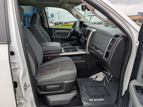 Used 2018 RAM 1500 Big Horn AWD/4WD image 4