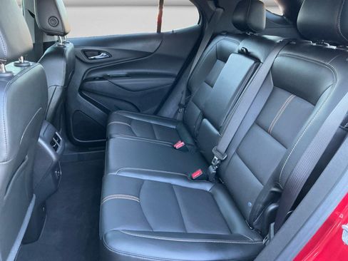 Used 2023 Chevrolet Equinox Premier AWD/4WD image 14