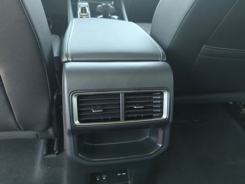 New 2026 Volkswagen Atlas Cross Sport SE image 30