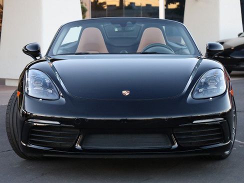 Used 2018 Porsche 718 Boxster S image 7