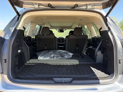 New 2026 Subaru Ascent Limited AWD/4WD image 12