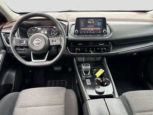 Used 2021 Nissan Rogue S image 12