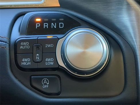 Used 2020 RAM 1500 Limited image 29