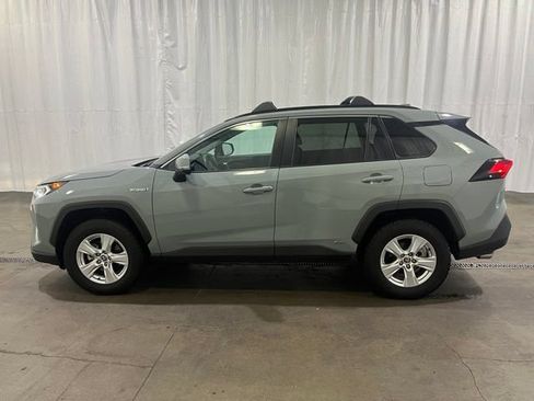 Certified 2021 Toyota RAV4 XLE AWD/4WD image 7