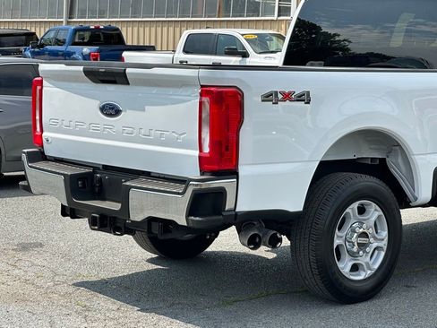 Used 2025 Ford F250 XLT AWD/4WD image 39