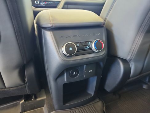 New 2026 Ford Explorer Active w/ Active Comfort Package RWD image 18