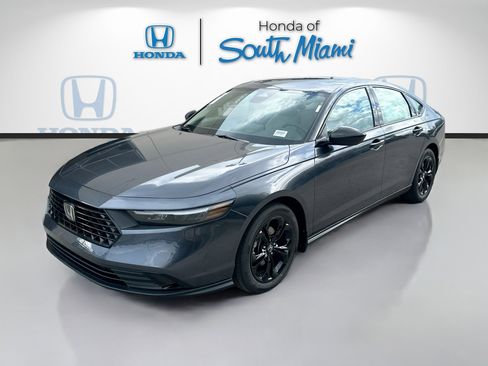 New 2025 Honda Accord SE image 3