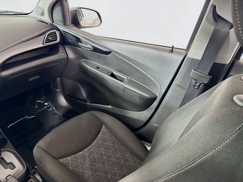 Used 2019 Chevrolet Spark LT image 19